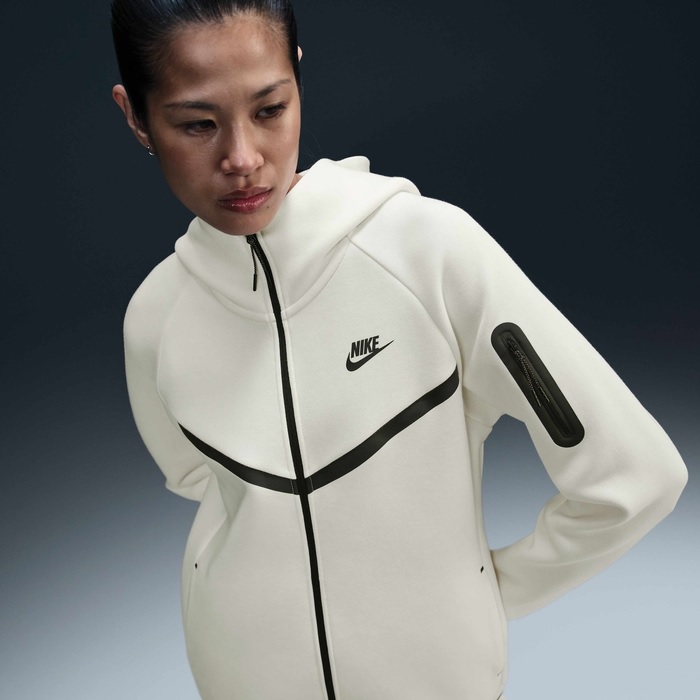 damsko-gornishte-Nike-Sportswear-Tech-Fleece-Windrunner- PaleIvory-01 Дамско Горнище Nike Sportswear Tech Fleece Windrunner - Image 1