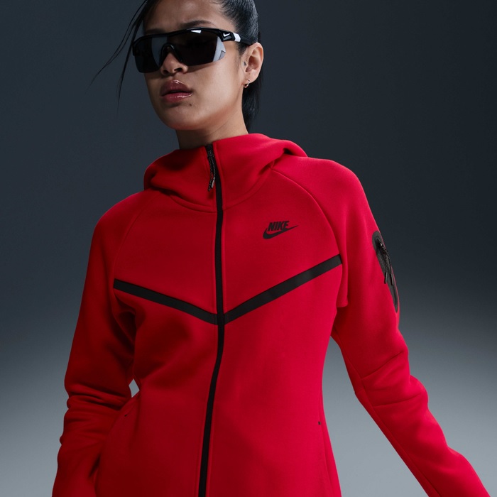 damsko-gornishte-Nike-Sportswear-Tech-Fleece-Windrunner-Red-01 Дамско Горнище Nike Sportswear Tech Fleece Windrunner - Image 1