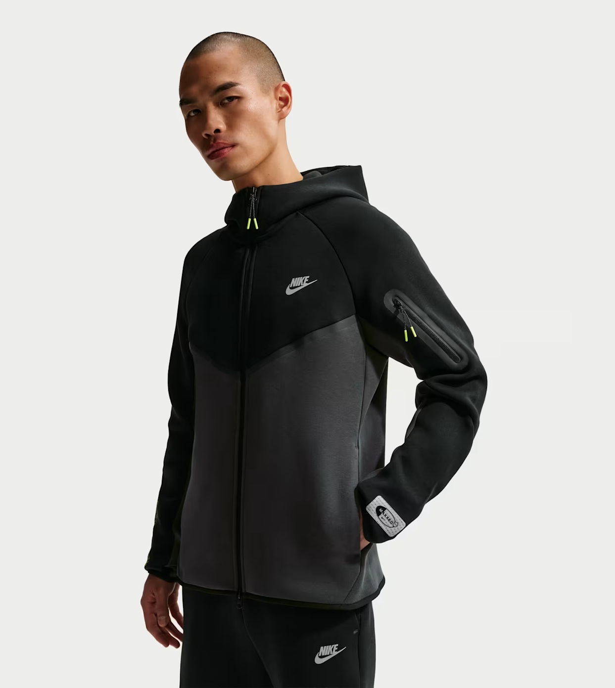 nike_tech_Fleece_IQ1013_010_sportfit1 Nike Спортно Горнище Nike Tech Fleece - Image 1